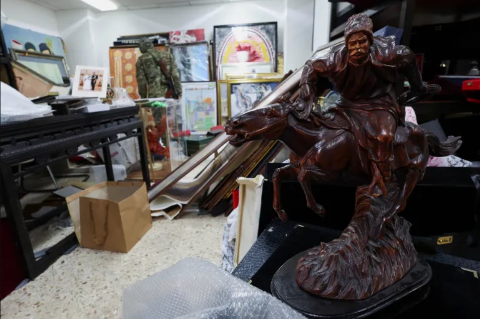 Madar Al-Saa Images 0.18818256581731374