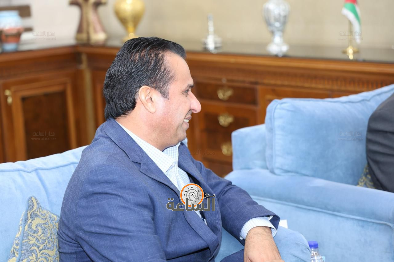 Madar Al-Saa Images 0.087725675938084