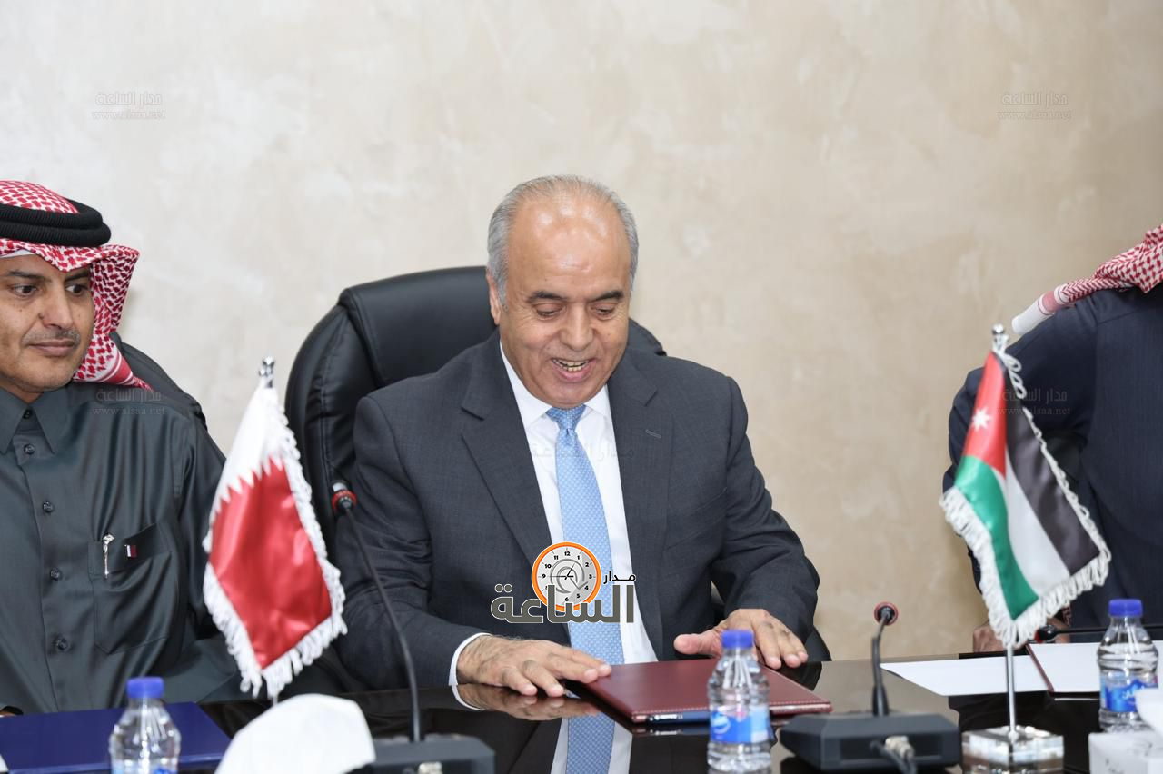 Madar Al-Saa Images 0.7527306357353263