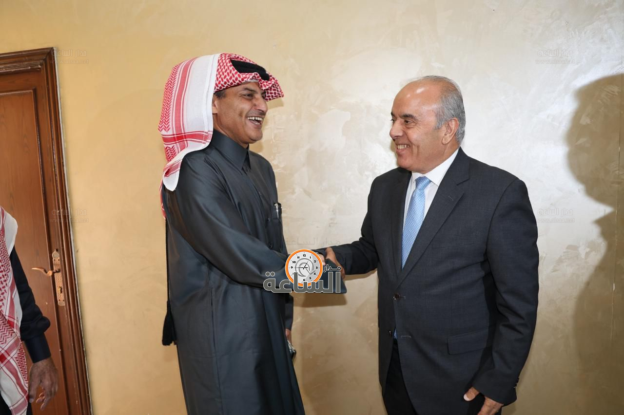 Madar Al-Saa Images 0.04754320686878444