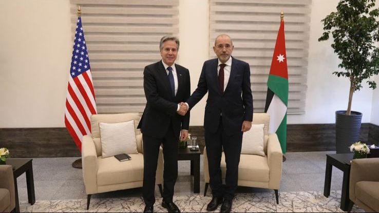 Madar Al-Saa Images 0.6894050202893962