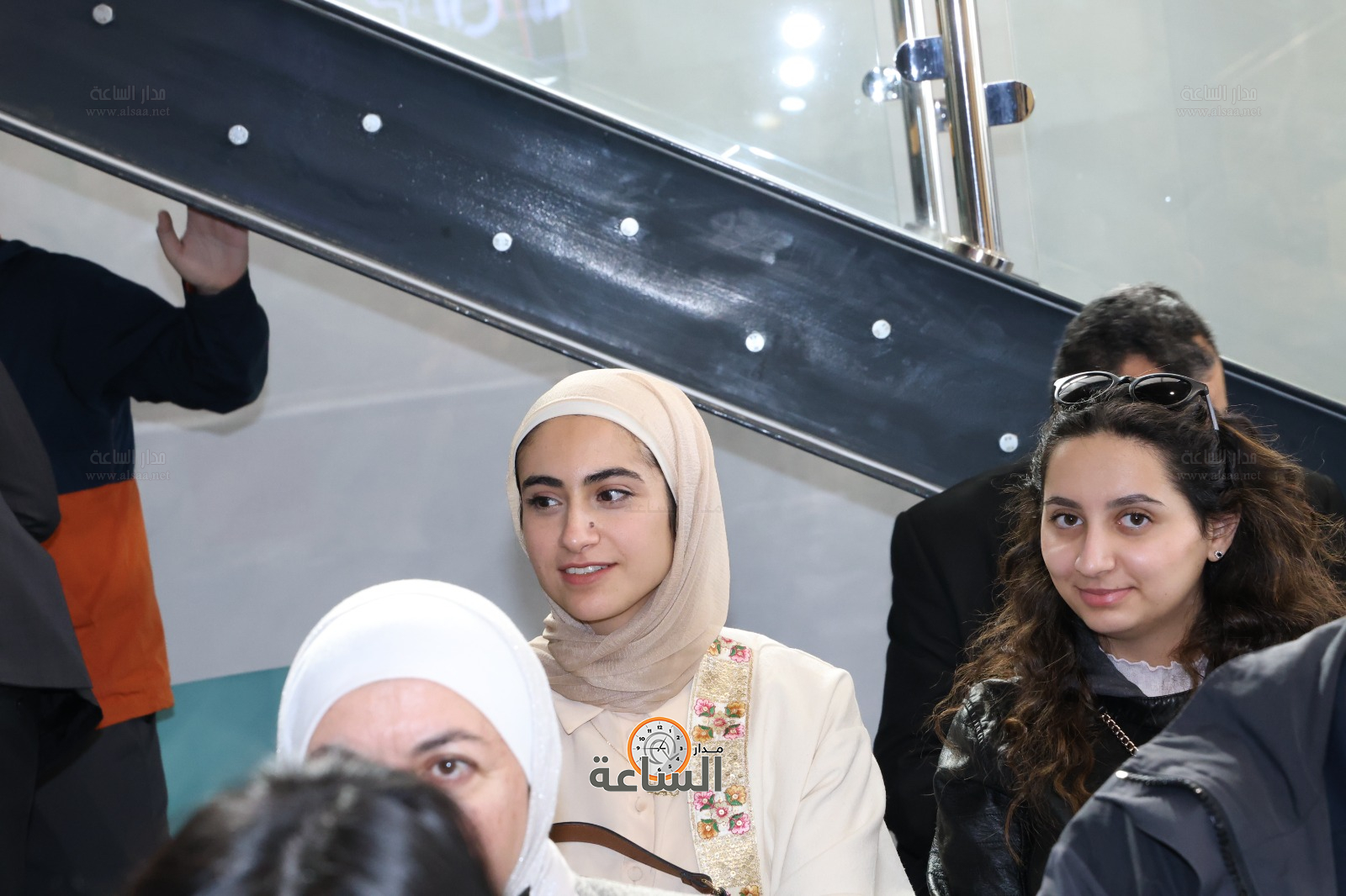 Madar Al-Saa Images 0.8918193168904711