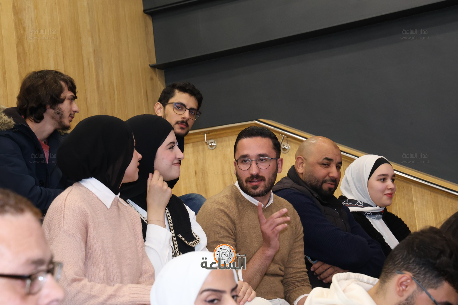 Madar Al-Saa Images 0.03223441787827275