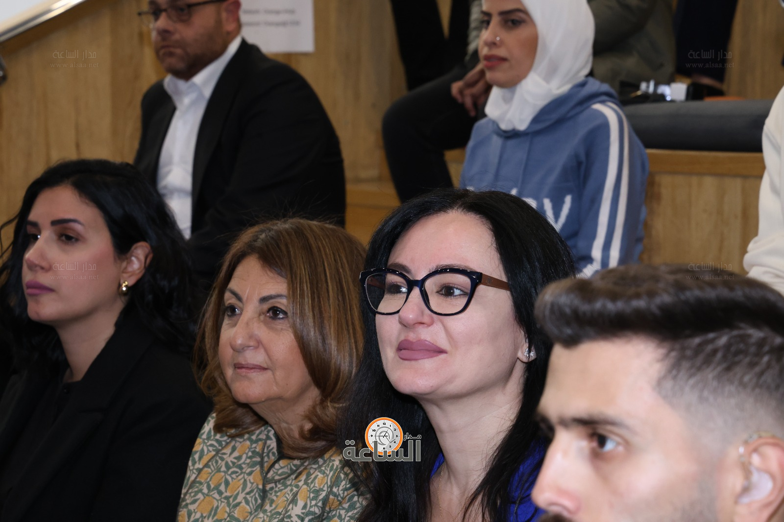 Madar Al-Saa Images 0.330049152980622