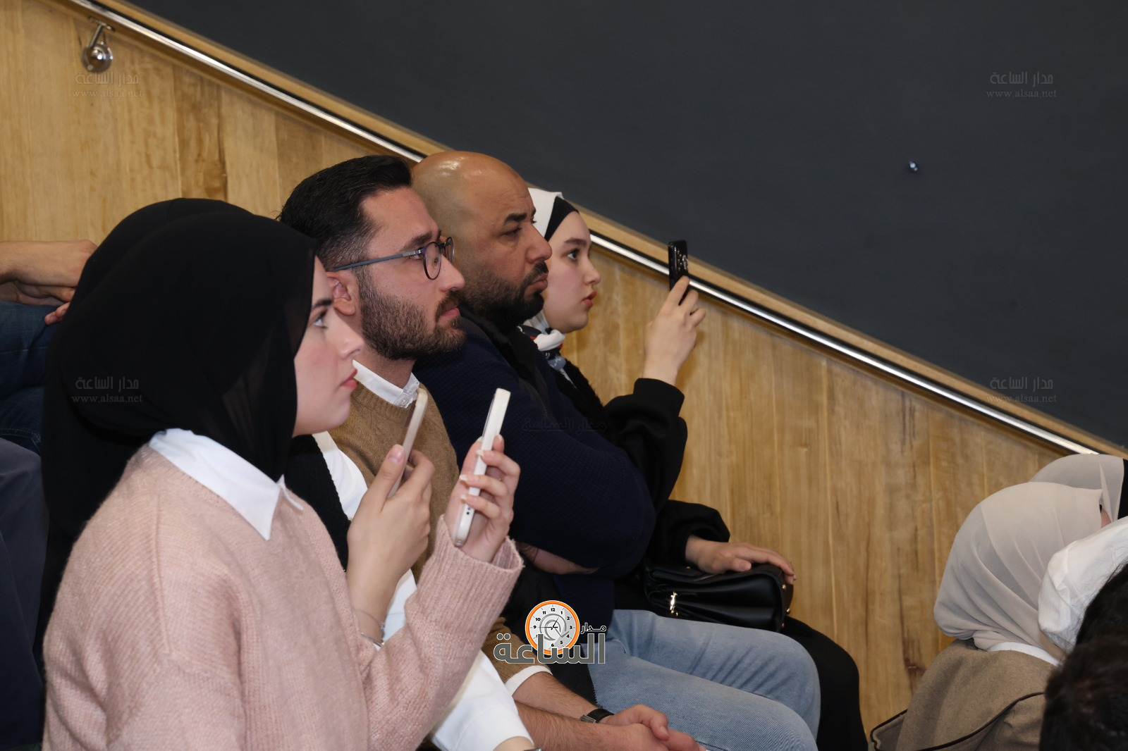 Madar Al-Saa Images 0.5007710027005252