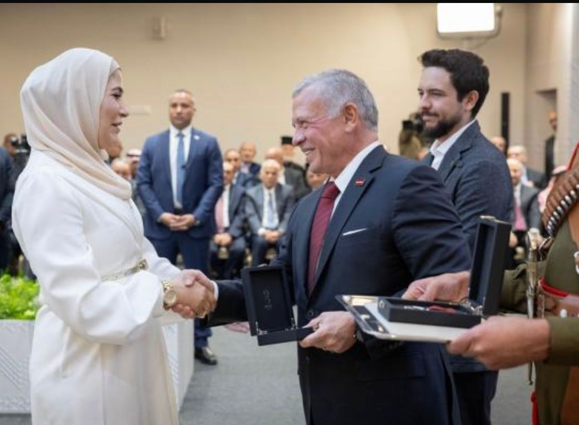 Madar Al-Saa Images 0.41776956897403594