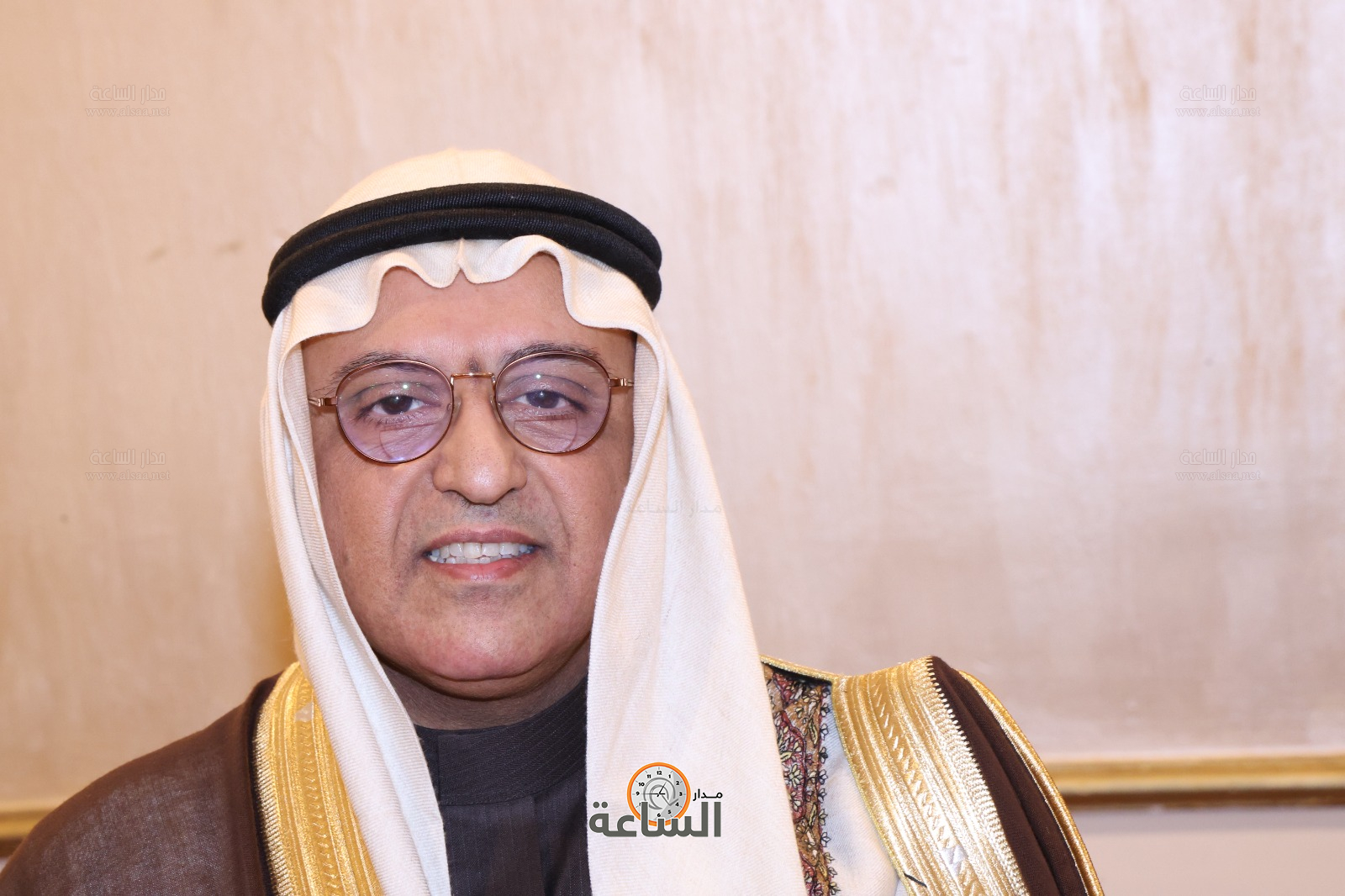 Madar Al-Saa Images 0.3857716223435721