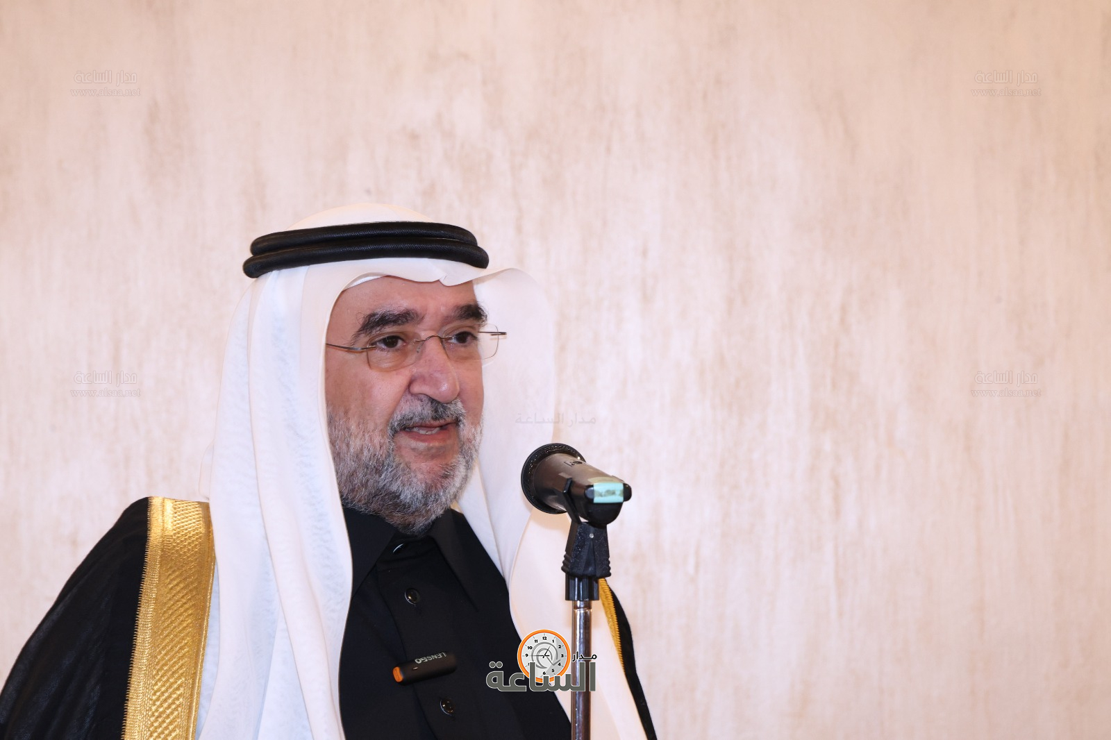 Madar Al-Saa Images 0.8772530319104863