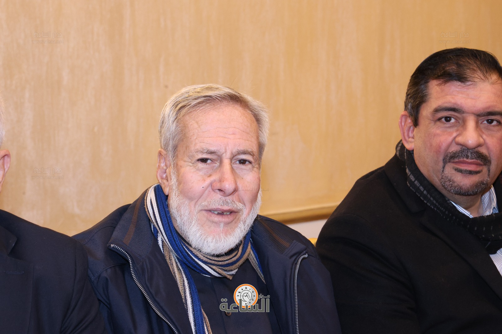 Madar Al-Saa Images 0.456746714048176