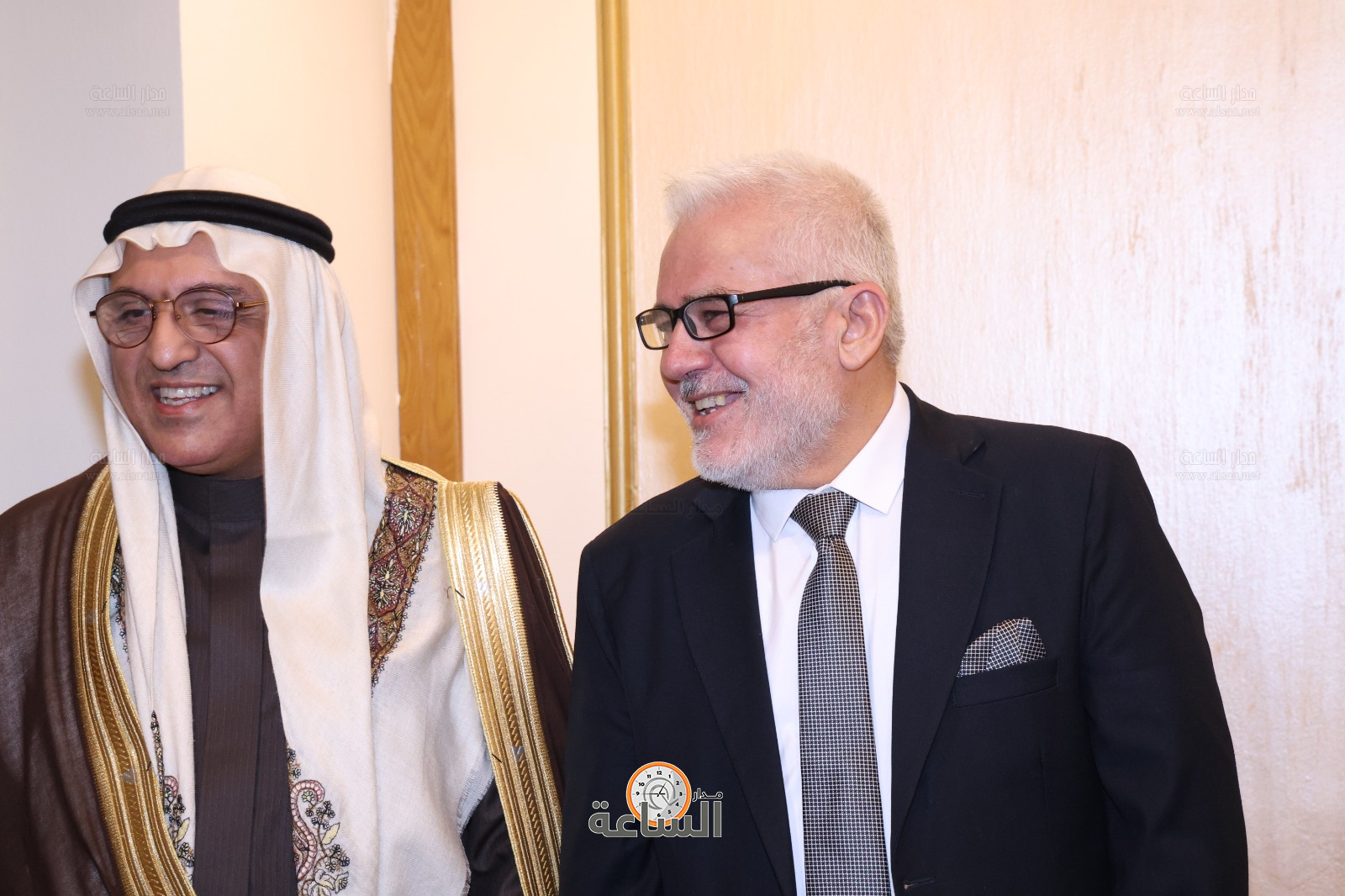 Madar Al-Saa Images 0.6544293844554057