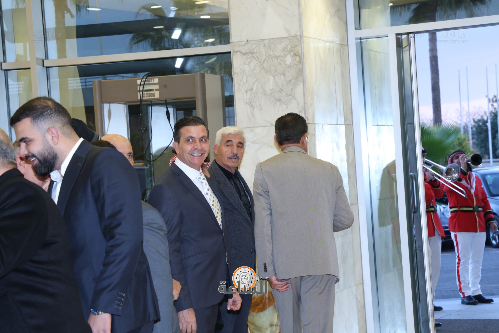 Madar Al-Saa Images 0.9178430012400844