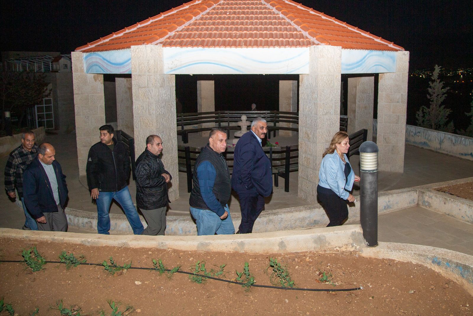 Madar Al-Saa Images 0.10668541138230969