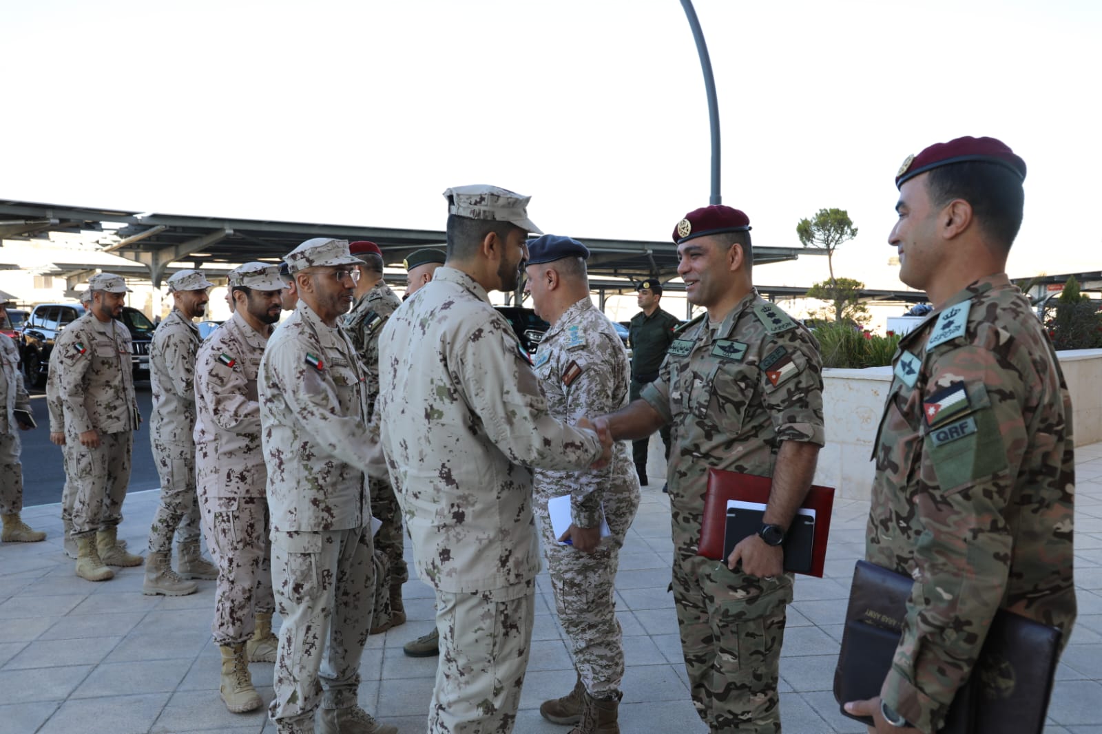 Madar Al-Saa Images 0.5720517519126731