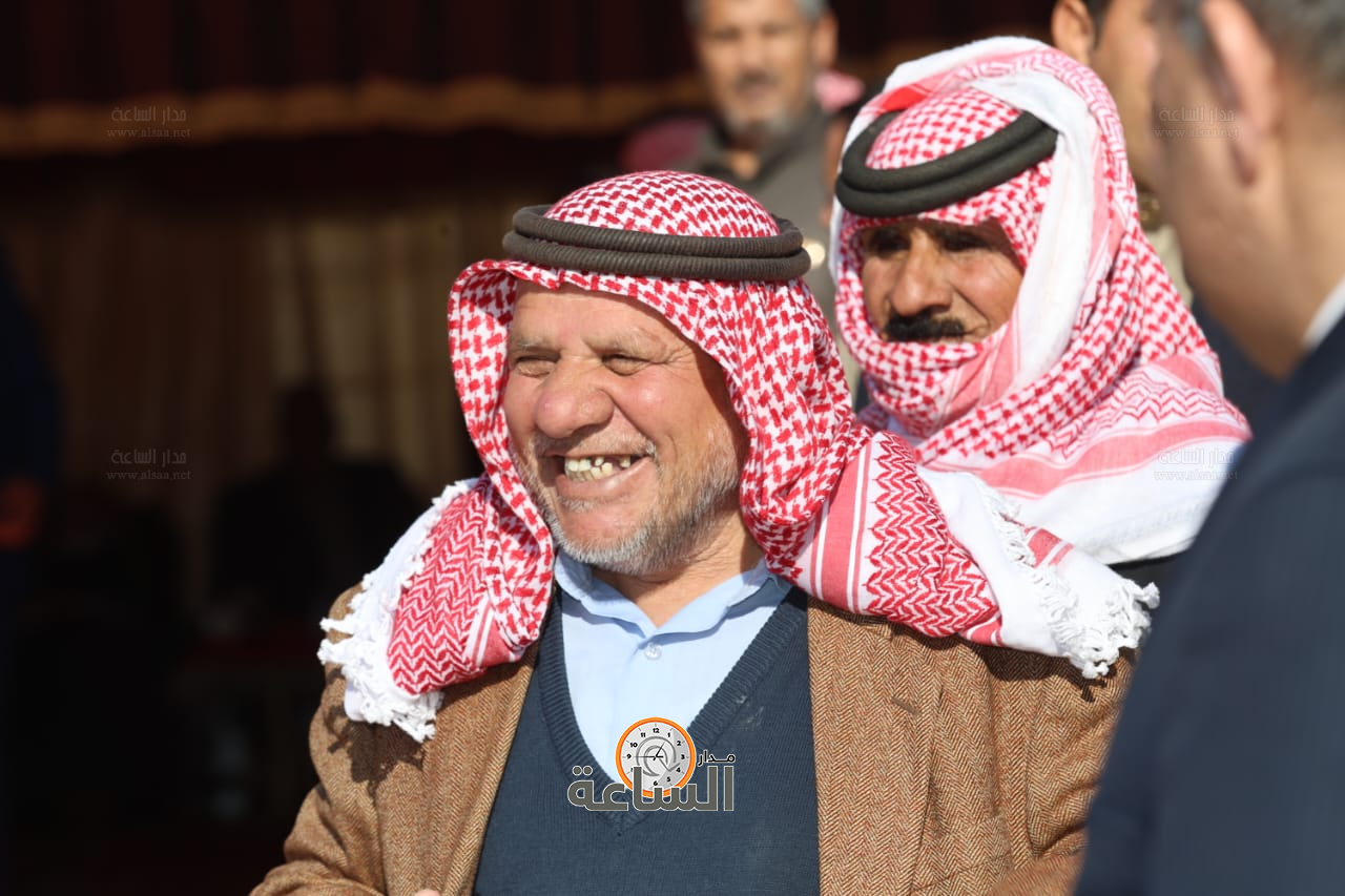 Madar Al-Saa Images 0.16378438805621287