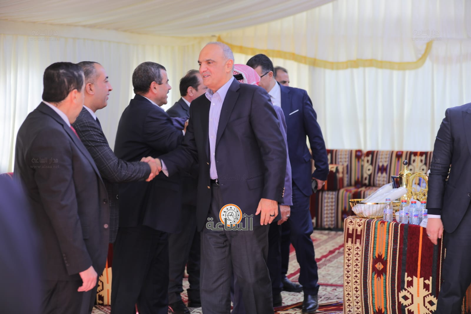 Madar Al-Saa Images 0.1480337727166956