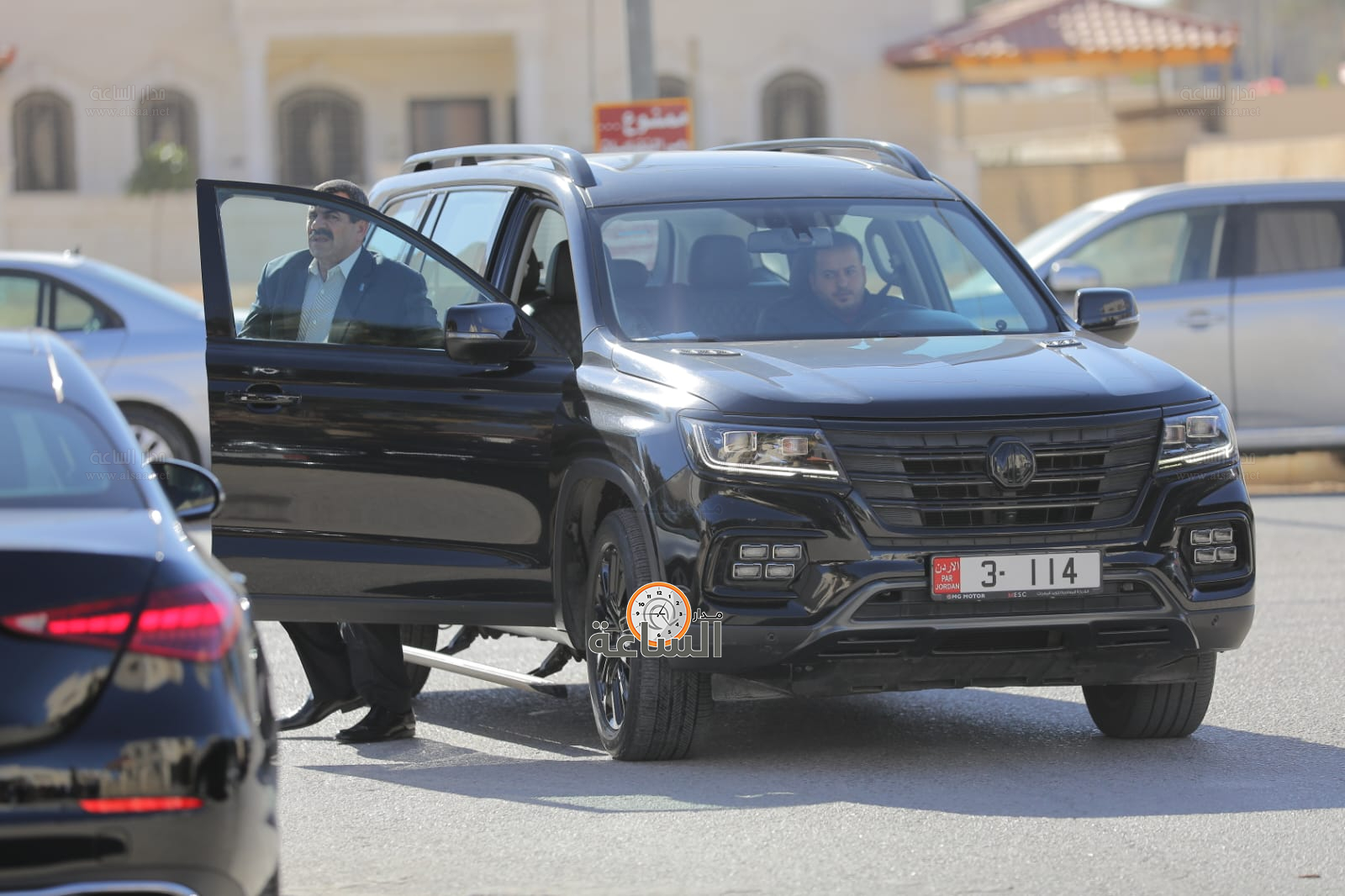 Madar Al-Saa Images 0.8279383779398695