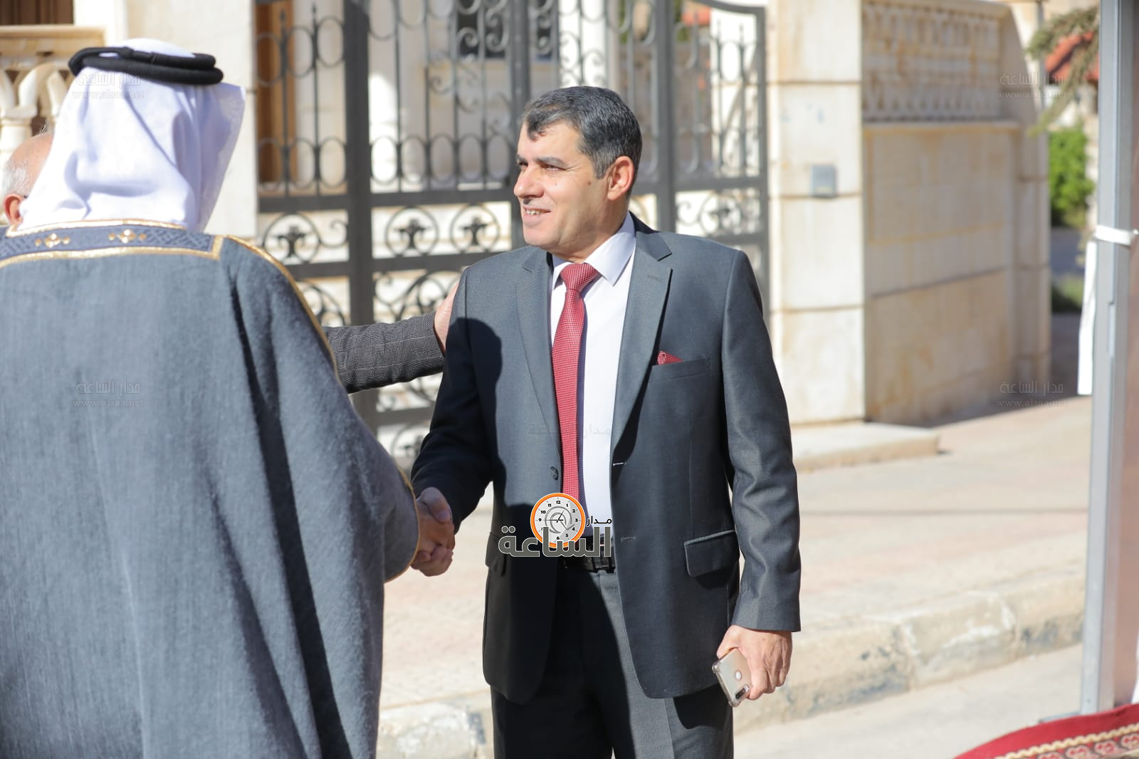 Madar Al-Saa Images 0.9665472426866208