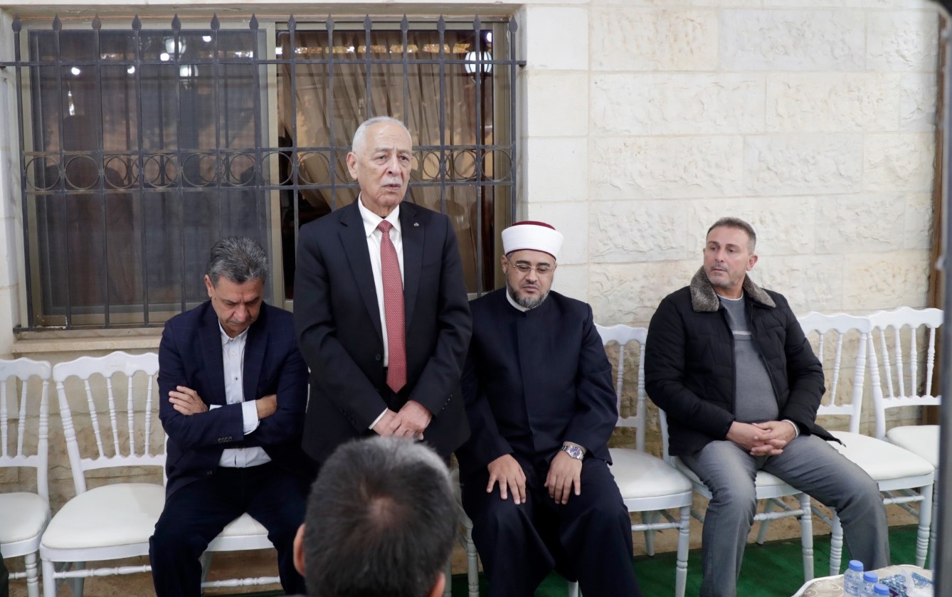 Madar Al-Saa Images 0.37642418114915177