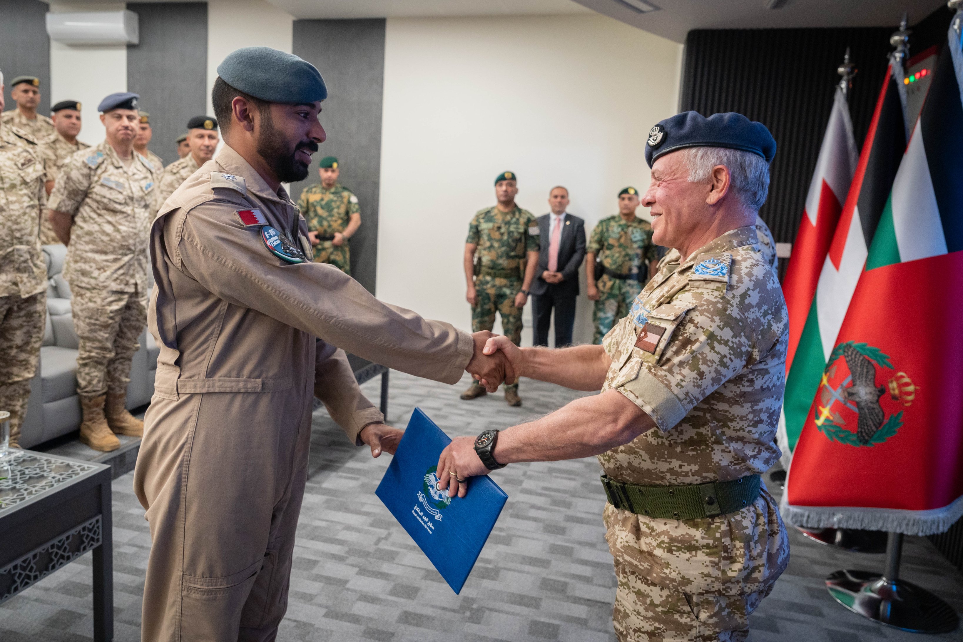 Madar Al-Saa Images 0.6630873790317604