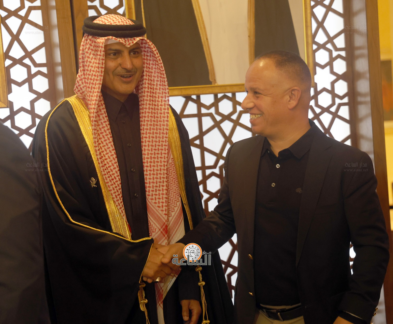 Madar Al-Saa Images 0.177724096983086