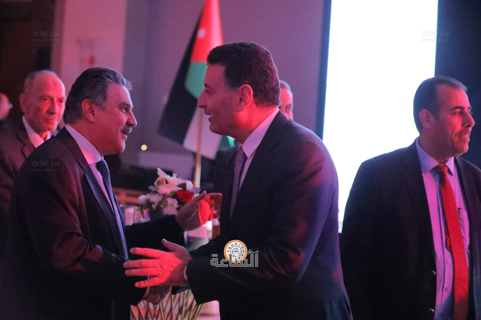 Madar Al-Saa Images 0.38540042486156945