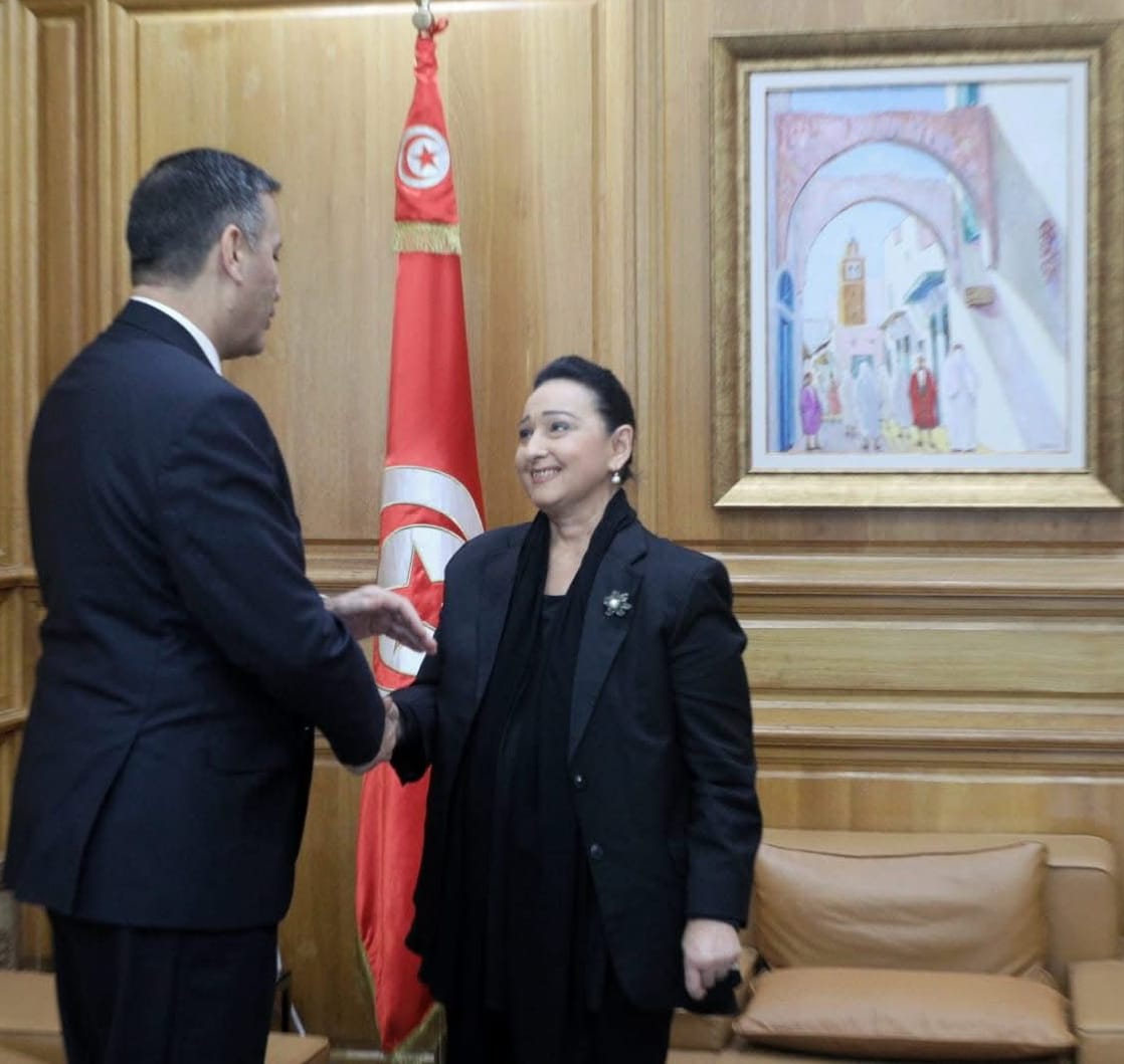 Madar Al-Saa Images 0.11022726890920276