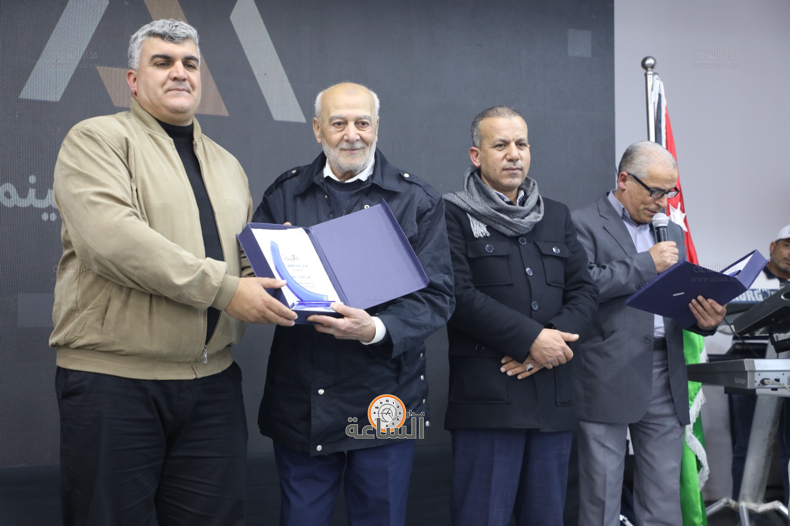 Madar Al-Saa Images 0.39460567593820306