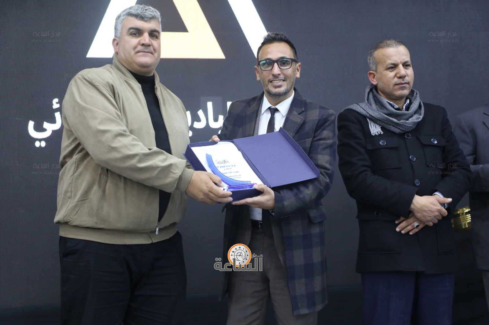 Madar Al-Saa Images 0.0070343667797929665