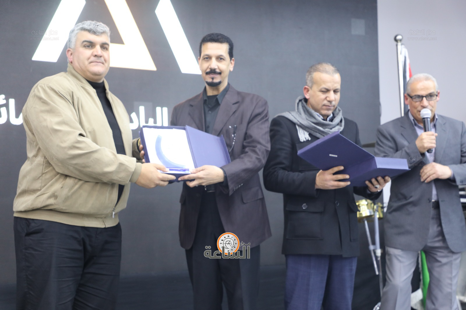 Madar Al-Saa Images 0.7389904905941505