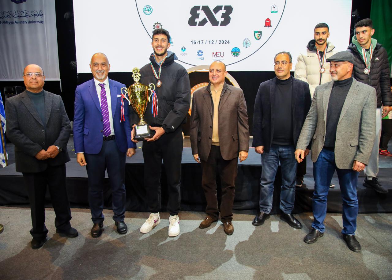 Madar Al-Saa Images 0.9414285357819954