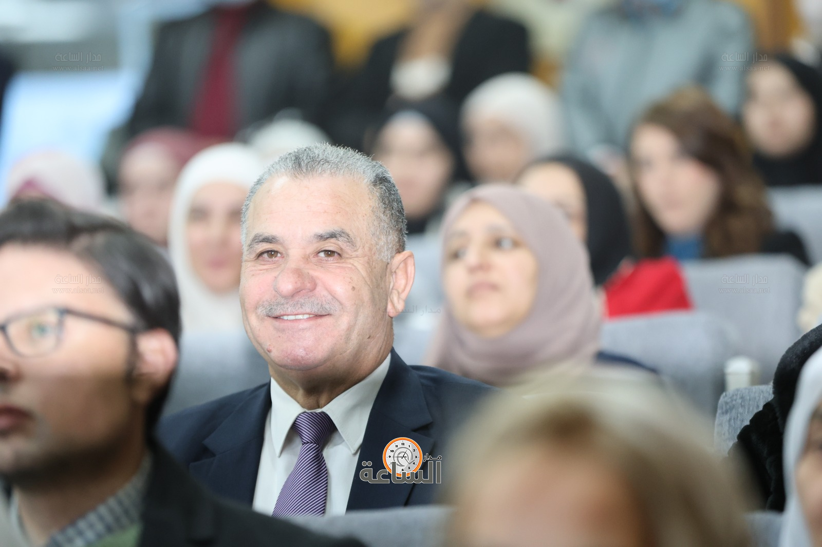 Madar Al-Saa Images 0.08047459626793474