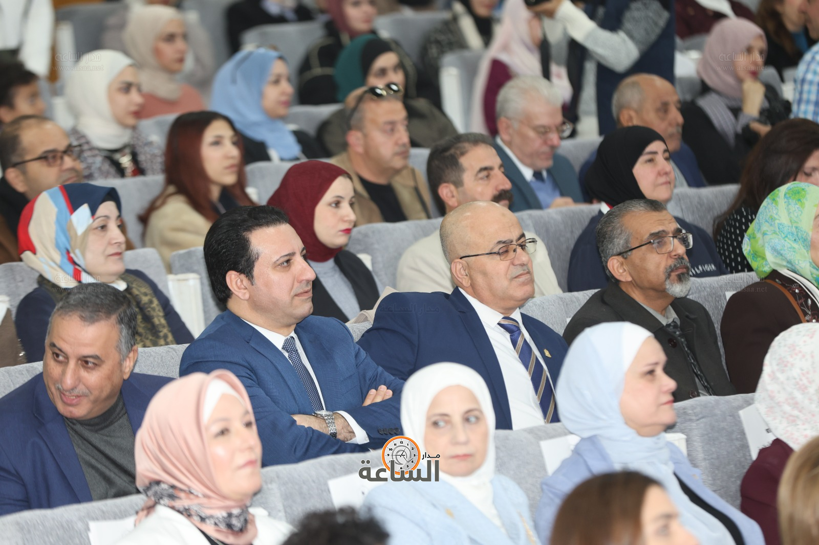 Madar Al-Saa Images 0.7500013704766679