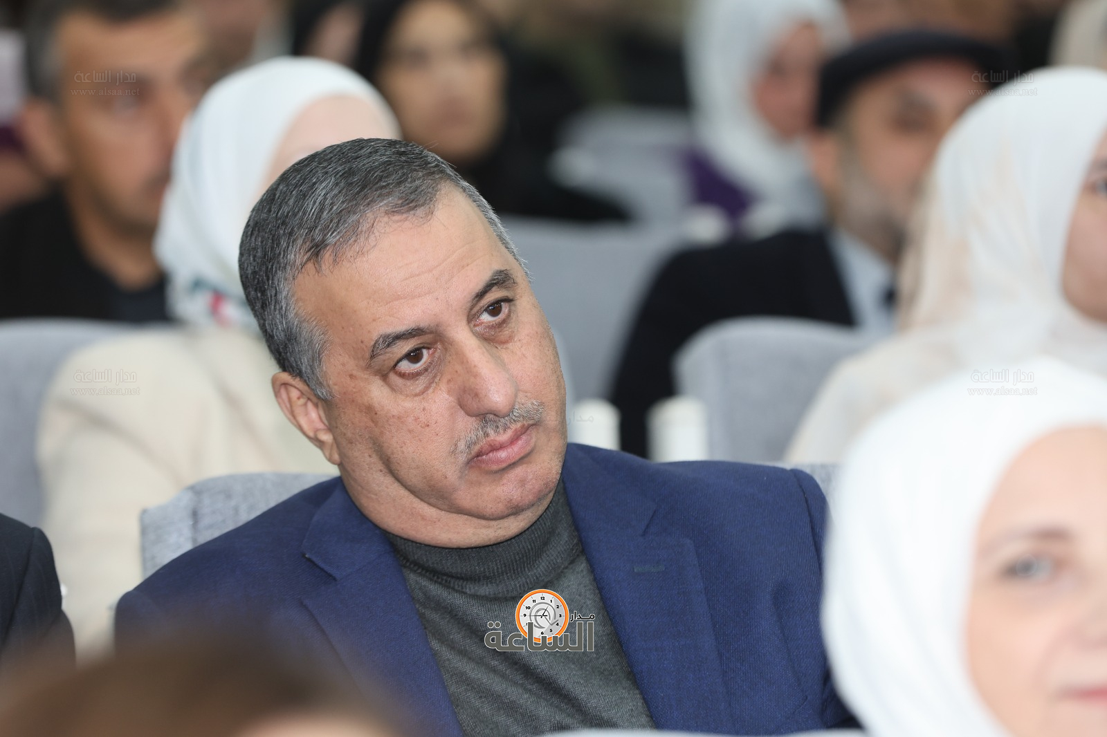 Madar Al-Saa Images 0.9704067111328751