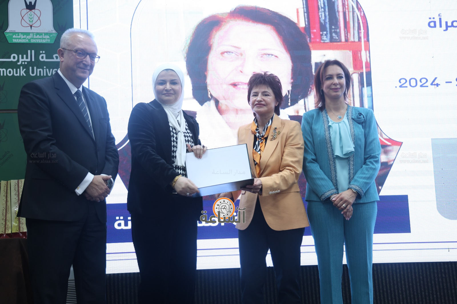 Madar Al-Saa Images 0.5434790832460441