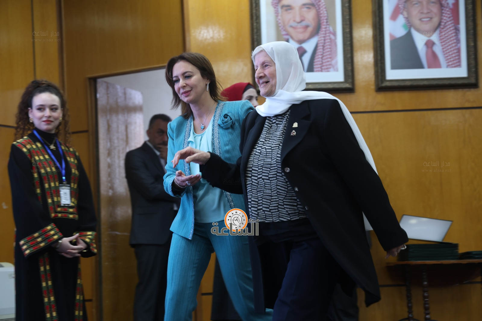 Madar Al-Saa Images 0.10886238566940376