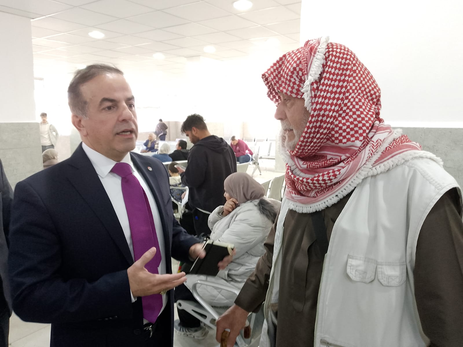 Madar Al-Saa Images 0.22189356802035065