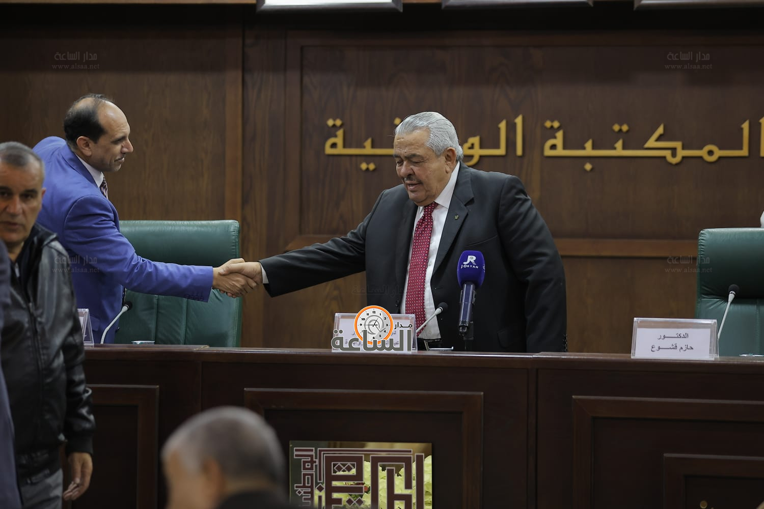 Madar Al-Saa Images 0.17804157597653703