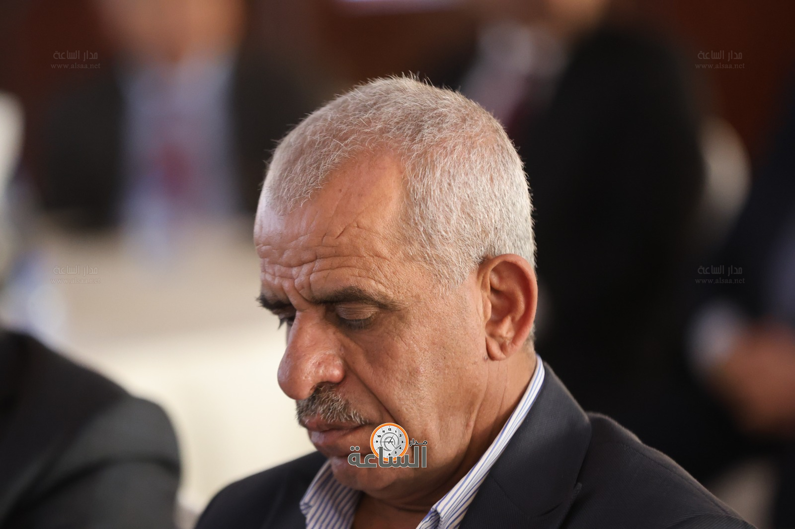 Madar Al-Saa Images 0.9992855779333838