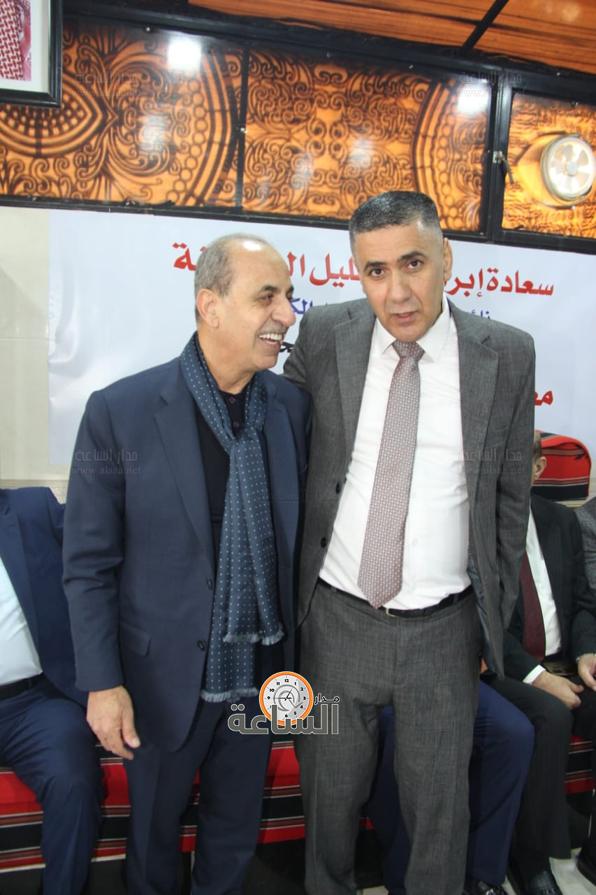 Madar Al-Saa Images 0.7544179073361872