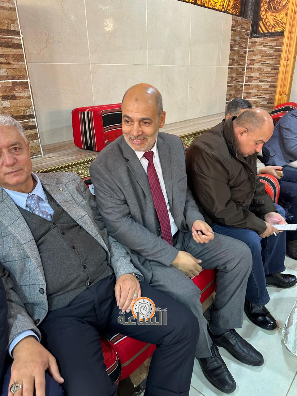 Madar Al-Saa Images 0.705470590949677