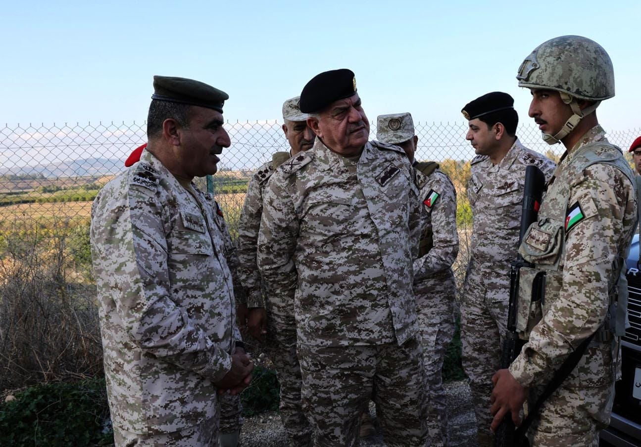 Madar Al-Saa Images 0.5111143770035171