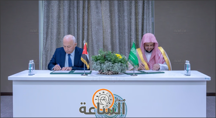 Madar Al-Saa Images 0.6684111940538977