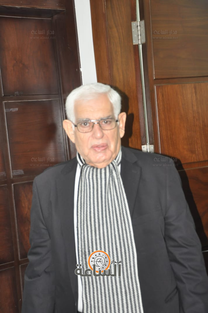 Madar Al-Saa Images 0.5001504294167365