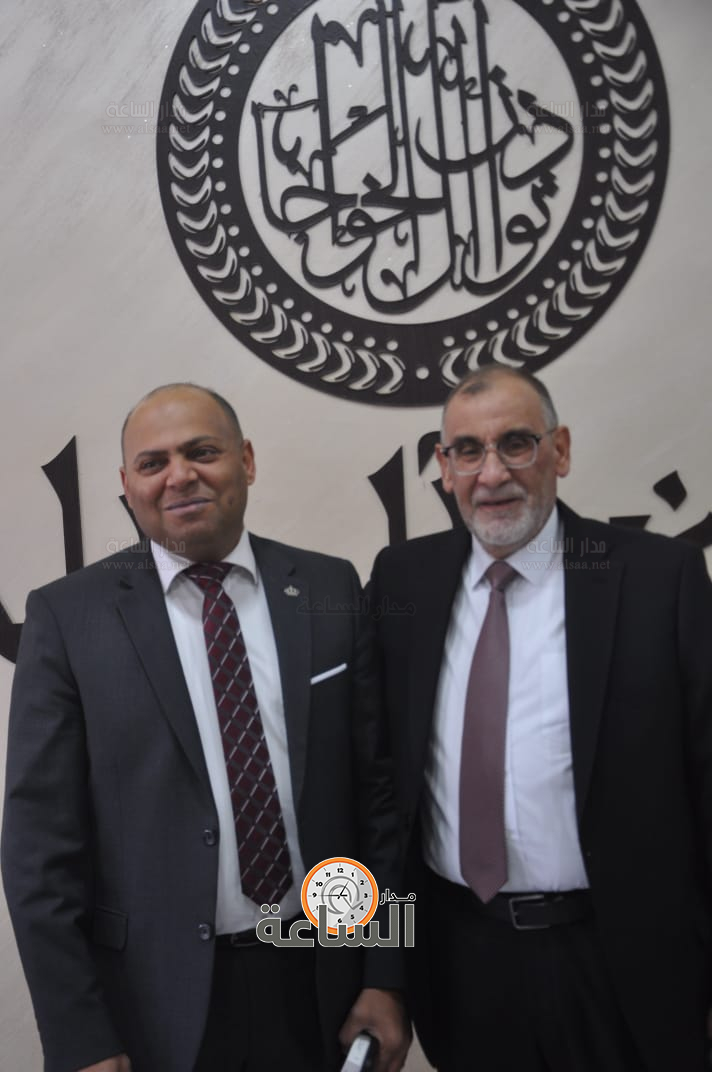 Madar Al-Saa Images 0.22938536919091868