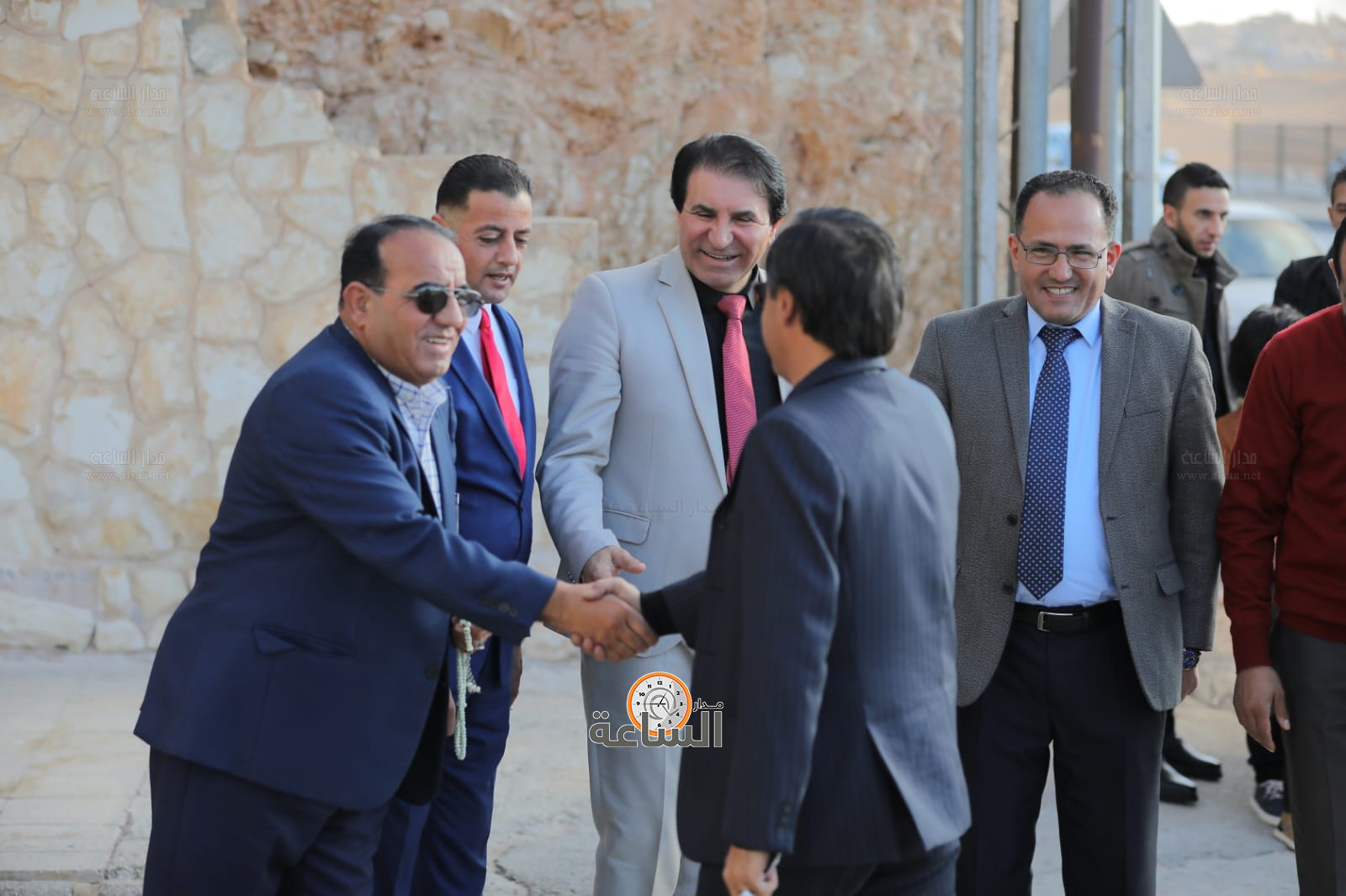 Madar Al-Saa Images 0.14998001603509947