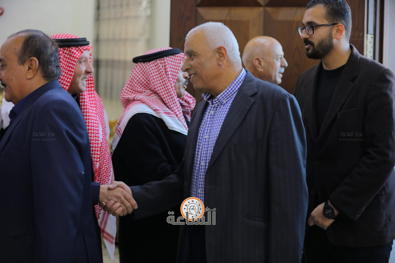 Madar Al-Saa Images 0.9474539225461991