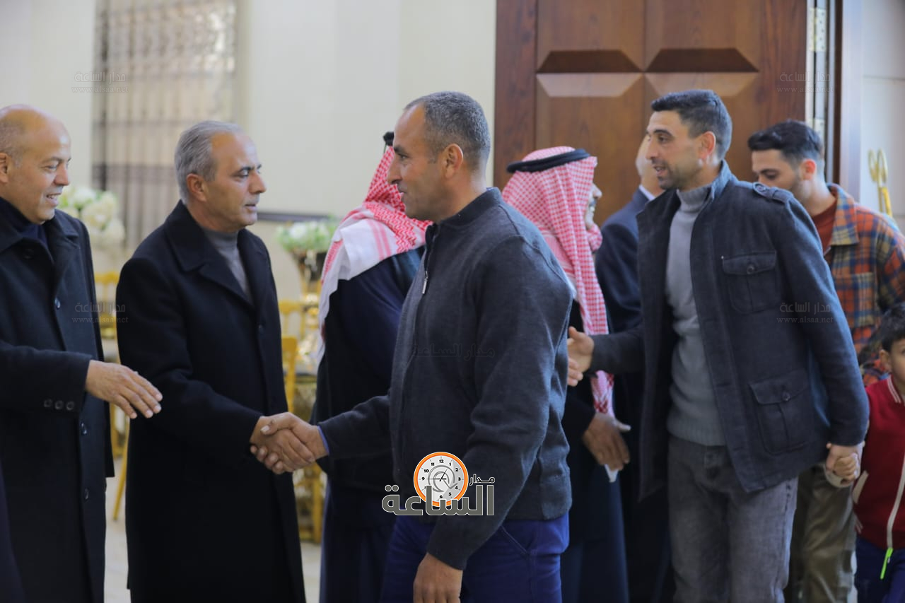 Madar Al-Saa Images 0.9754484161968358