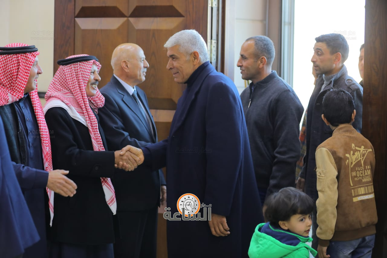 Madar Al-Saa Images 0.5575582202265248