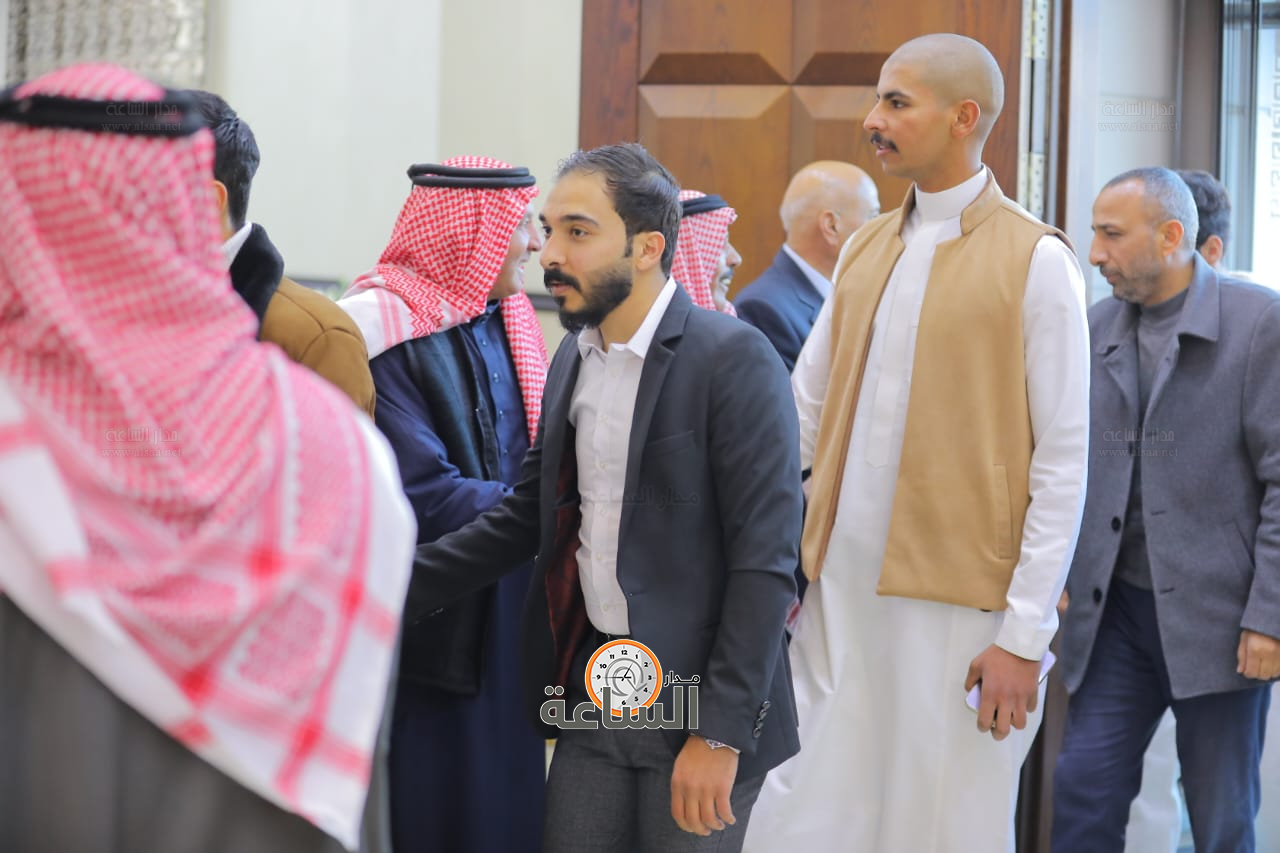 Madar Al-Saa Images 0.1857393267433498