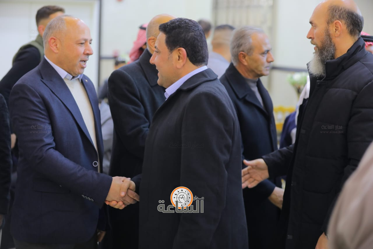 Madar Al-Saa Images 0.9023351609284047